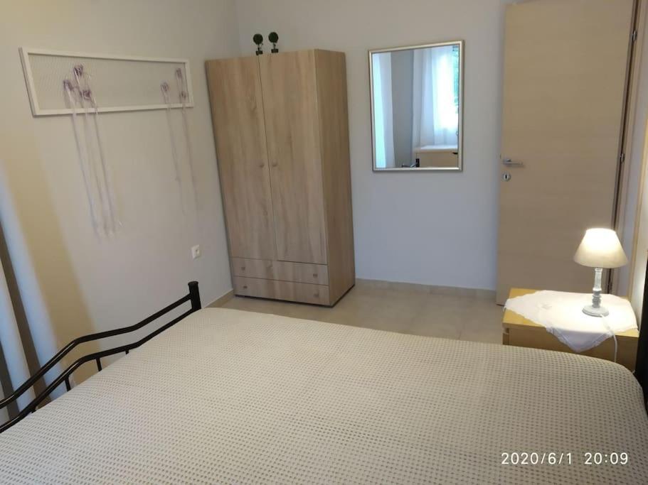 Anadora 2: Hospitable Stone House With Yard Apartment Alexandroupoli Bagian luar foto