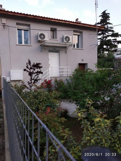 Anadora 2: Hospitable Stone House With Yard Apartment Alexandroupoli Bagian luar foto