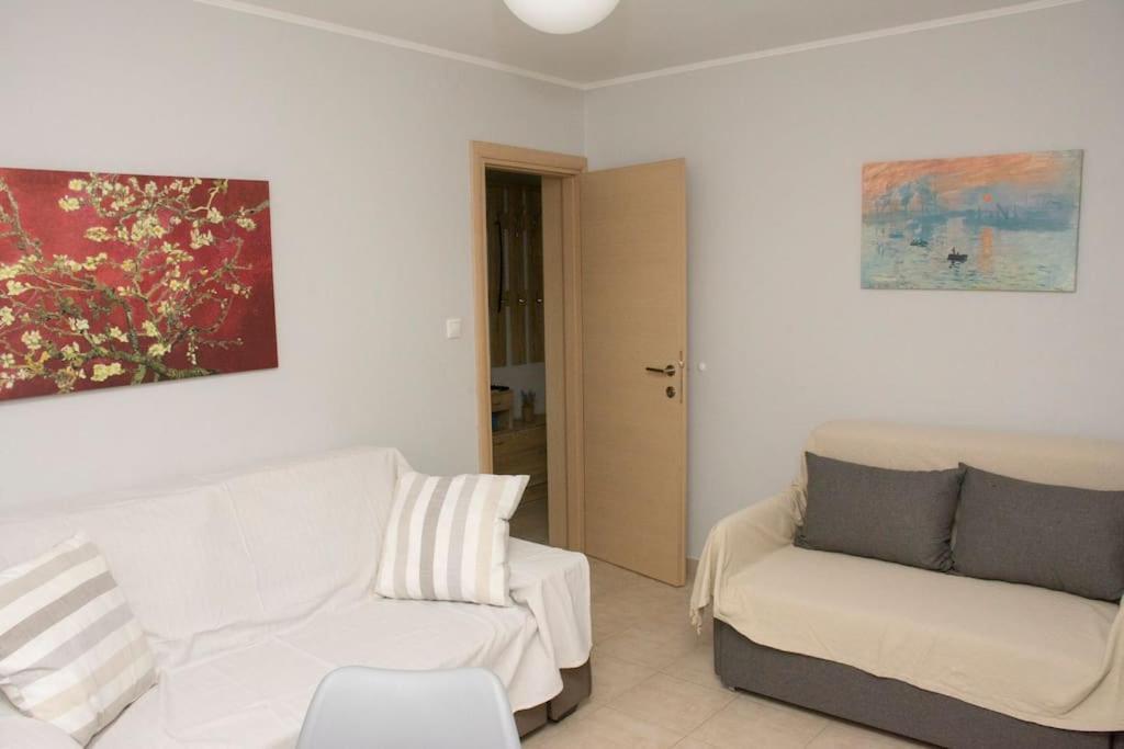 Anadora 2: Hospitable Stone House With Yard Apartment Alexandroupoli Bagian luar foto