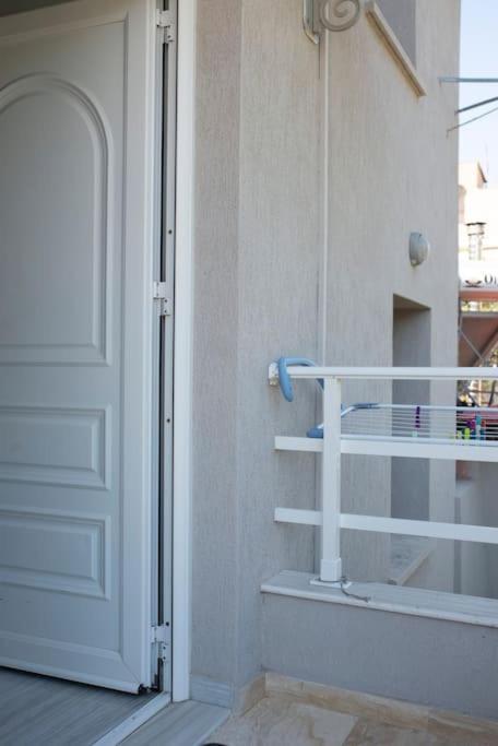 Anadora 2: Hospitable Stone House With Yard Apartment Alexandroupoli Bagian luar foto