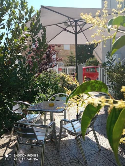 Anadora 2: Hospitable Stone House With Yard Apartment Alexandroupoli Bagian luar foto