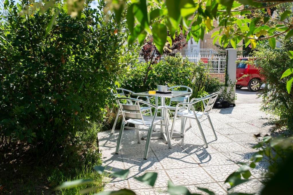 Anadora 2: Hospitable Stone House With Yard Apartment Alexandroupoli Bagian luar foto